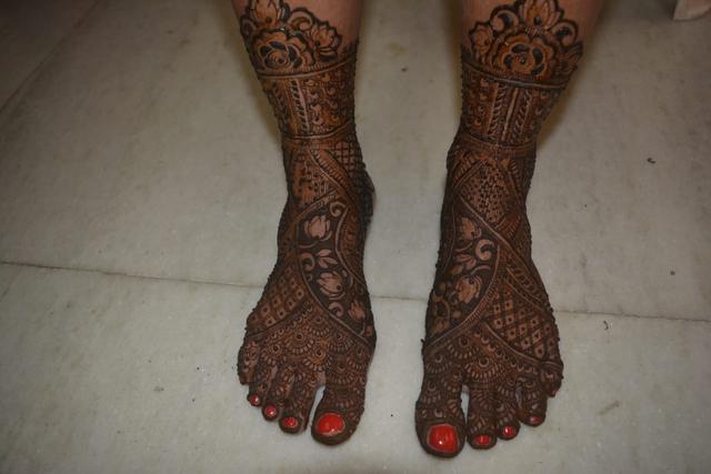 Khyati Shah Mehandi, Borivali West - 3