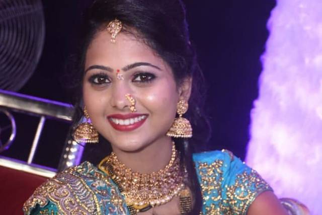 Makeup By Karuna, Nashik 5
