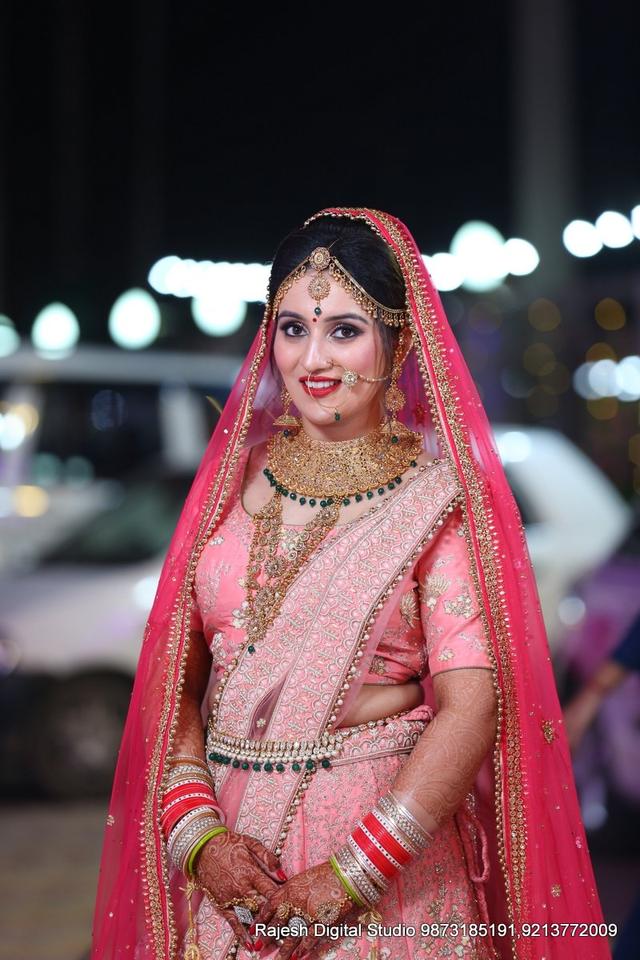 Aarzoo Arora Makeovers - 2