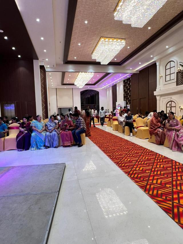 Hotel The Rising Banaras - 2