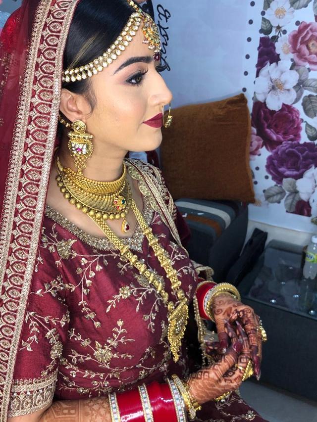 Parigya Puri Makeup Artist And Hairstylist, Kanpur - 2