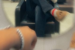 Mad Over Looks Unisex Salon - 1