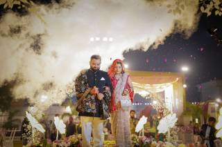 Mr and Mrs Celebrations - 5
