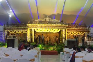 Dhrithi Flower Decorations - 11