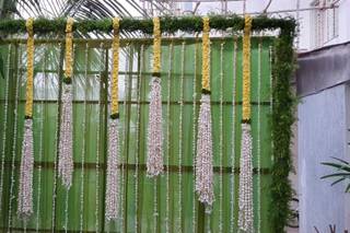 Dhrithi Flower Decorations - 12