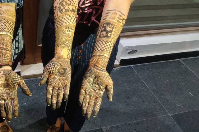 Rajan Mehndi 1
