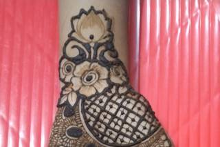 Preeti's Mehendi - 1