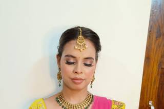 Iesha Makeup Artist - 6