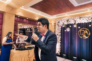 Anchor Hitesh Malhotra - 5