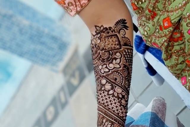 Amar Mehndi Artist 5