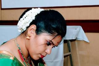 Zush Bridal Makeup and Hairstyling - 6