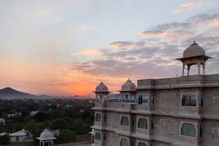Traavista Aravali Mahal 1