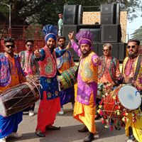 Nitin bedi punjabi dhol punjabi bhangra dancers mumbai - 1