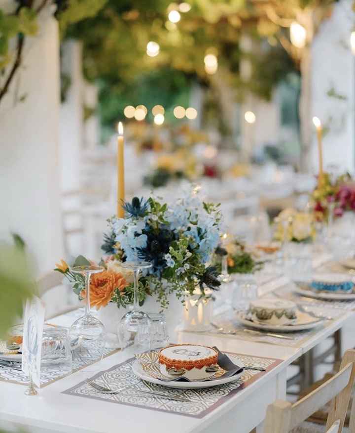 This table decor is breathtaking!! - 1