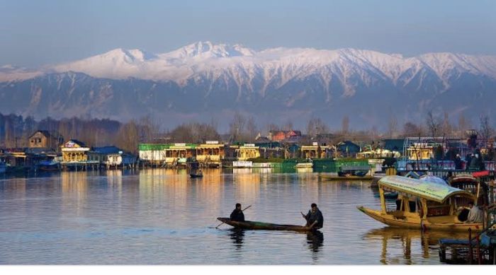 Jammu & Kashmir is still the evergreen honeymoon destination!! 1