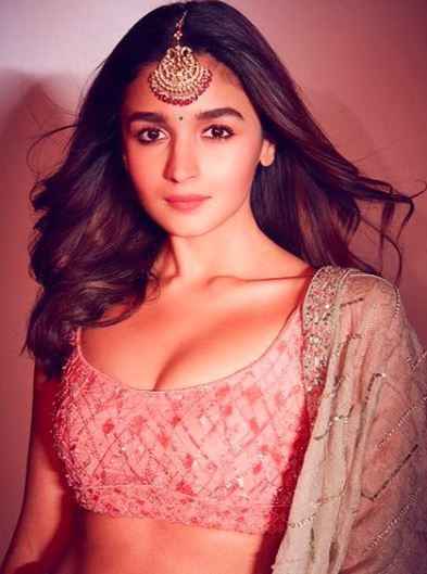 Shine Bright like Alia!!!!! - 1