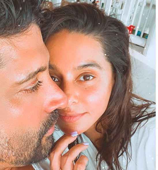 Who's your favorite bollywood couple? - 1