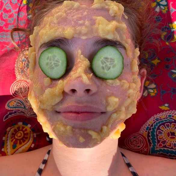 Try Banana Face Pack For That Radiant Skin! - 1