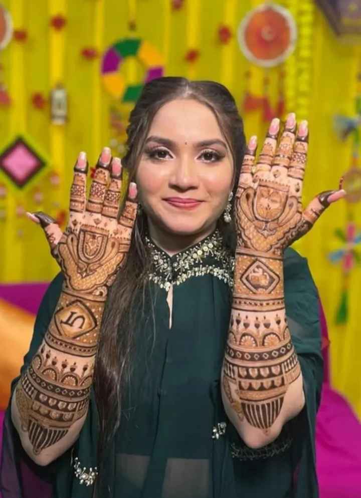Bridal mahandi design specialist artist 🏠 home service available.. - 2