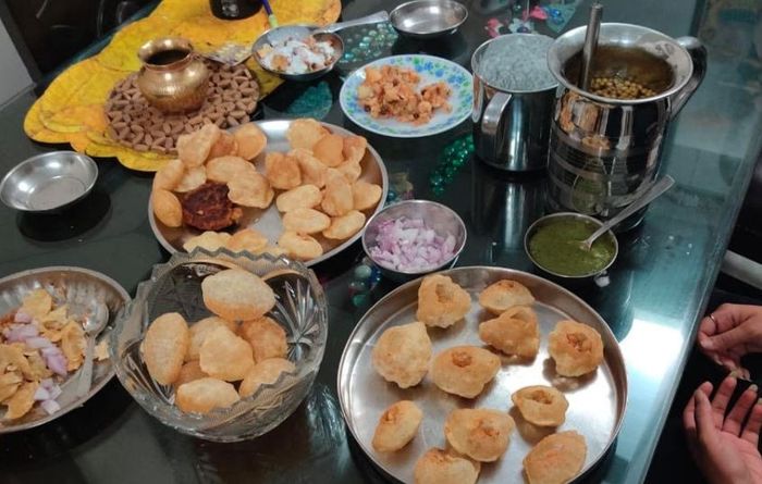 My mom made gol gappe's at home! wow 2