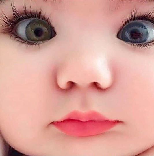 My fh has very bigg curly lashes, so I'm hoping our baby to have eyes and lashes like these 1