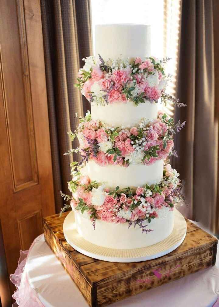Multiple tier cake design - 1