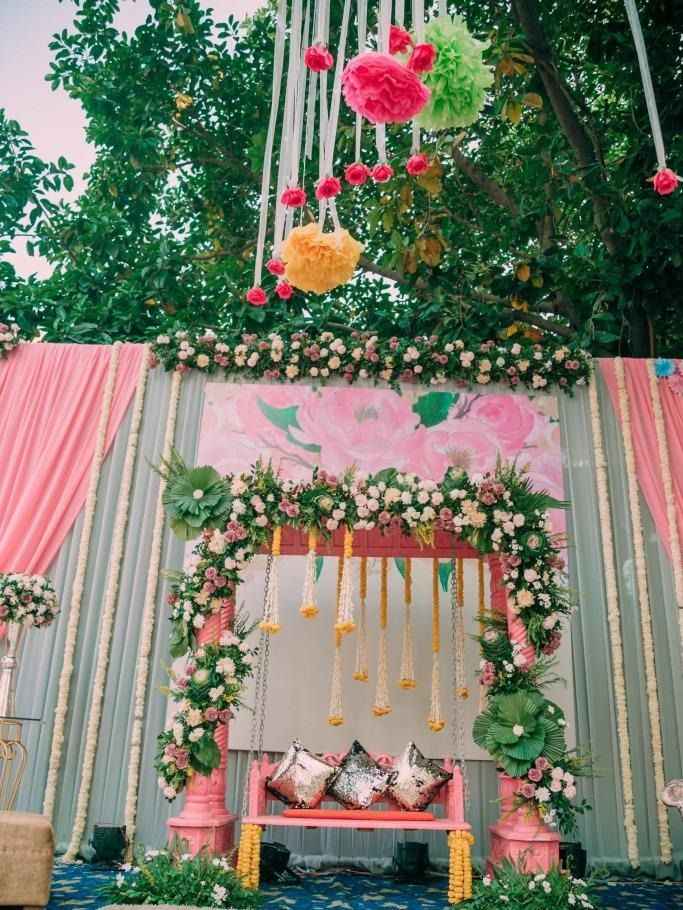 i am looking for floral decor ideas! - 1