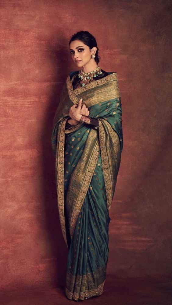 Loving Deepika’s Look in this saree😍 - 1