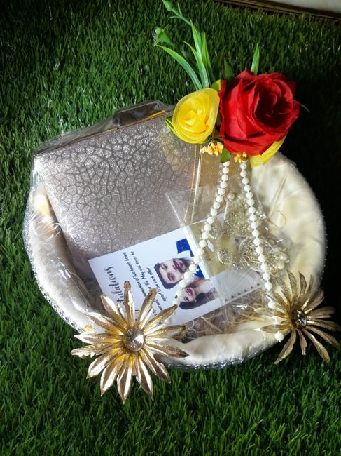 What to gift your bff on her wedding? 1