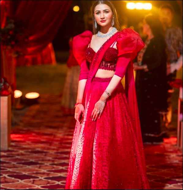 Edgy Outfits with puffy sleeves!! - 1