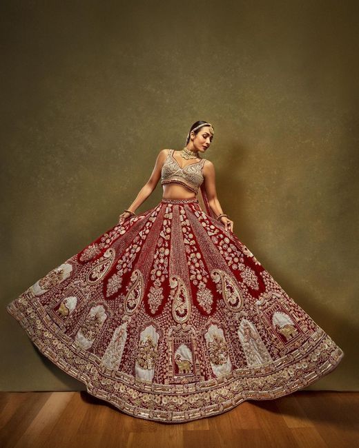#Celebritystyle: Malaika Arora looks like an absolute dream in this bridal outfit! 1