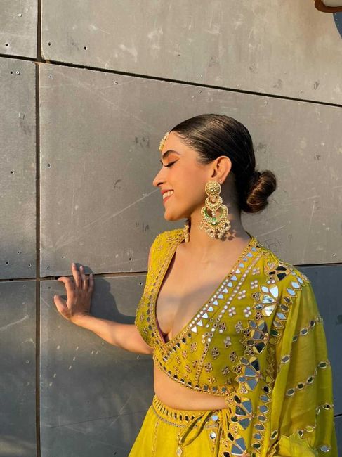 #CelebrityStyle: Sanya Malhotra spotted wearing the ‘moss Green Lehenga Set’😍 2