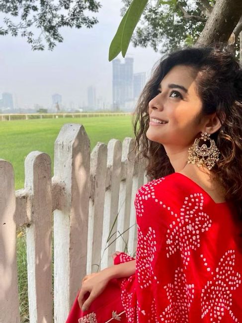 Mithila Palkar looks stunning in a luscious red Kurta Set - 1
