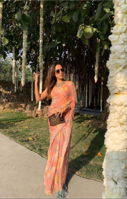 #CelebrityStyle: Mira Kapoor Spotted Wearing Magical Summer Saree! 😍 1