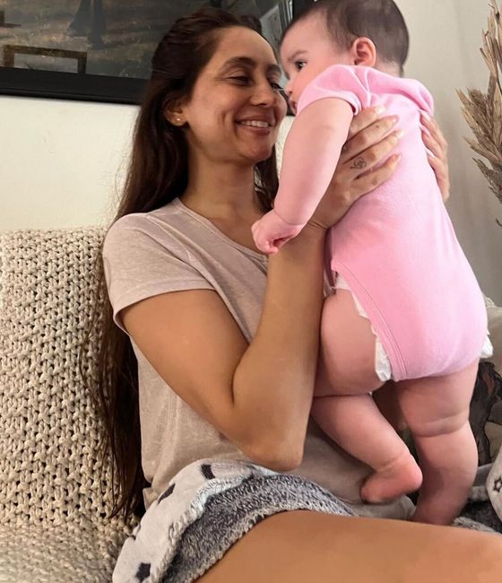 Anusha Dandekar Welcomes Baby Girl! 😍 4