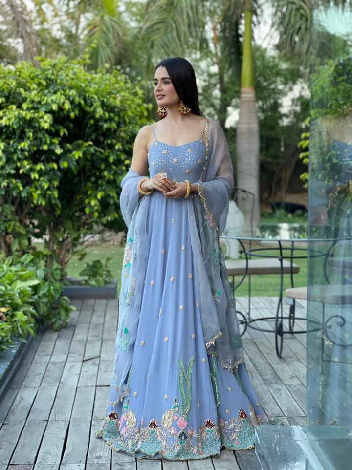 #Celebritystyle: Yuvika Chaudhary looks Mesmerizing in this Indian attire - 2