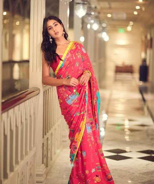 #Celebritystyle: Sara Ali Khan Looks Beautiful in this Saree! - 1
