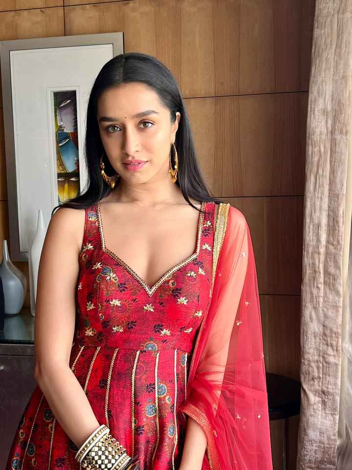 #Celebritystyle: Shraddha Kapoor spotted wearing the ‘cherry red anarkali set' - 1