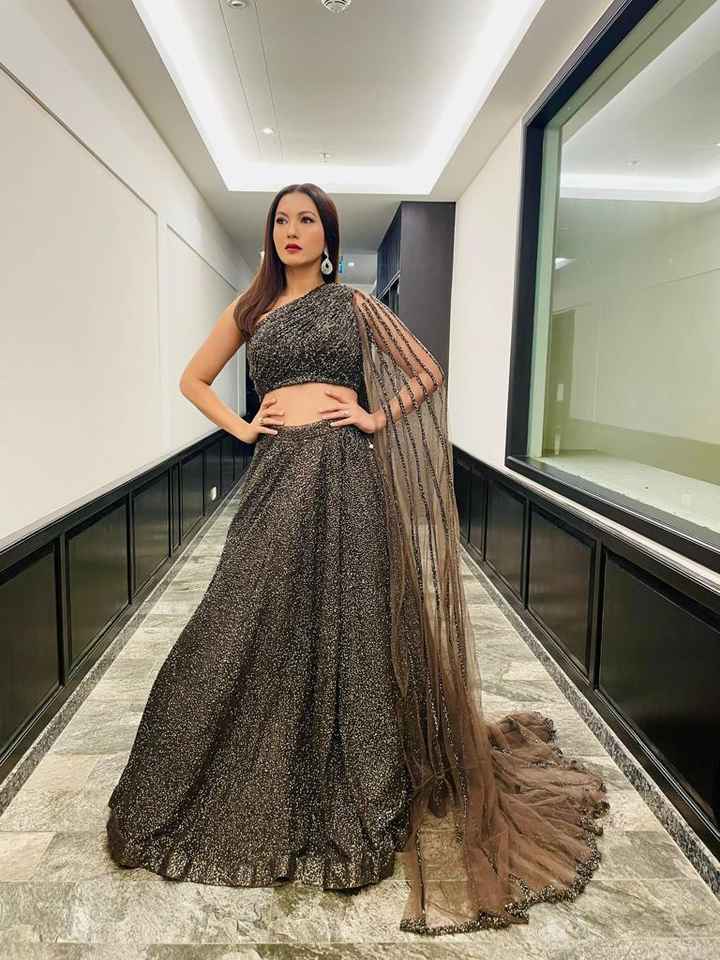 #Celebritystyle: Gauahar Khan Spotted Wearing the 'oxidised Silver Lehenga' 👸 😍 - 2