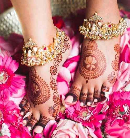These authentic payal that depicsts a bride's journey! - 1