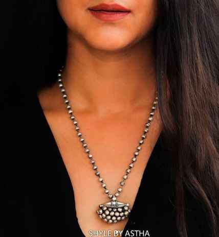 Please suggest some not so common silver jewellery neckpiece designs! - 1