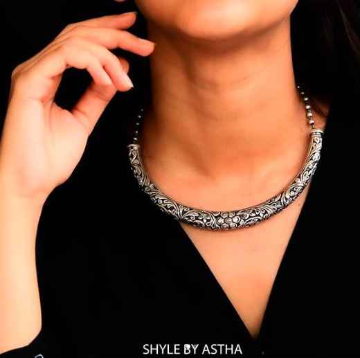 Please suggest some not so common silver jewellery neckpiece designs! - 2