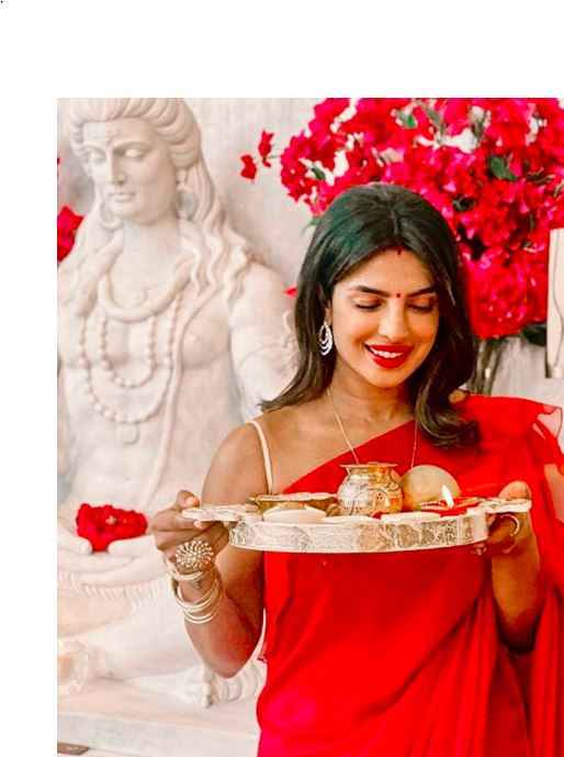 pc Blowin us away with her red saree Karwa chauth look😍😍 - 1