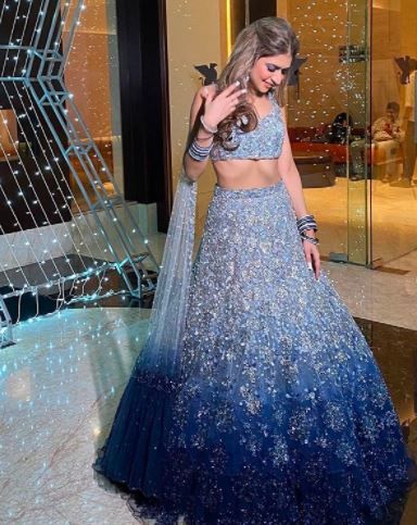 This silver and blue lehenga has my heart😍😍 1