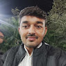 Paras