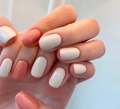 Can i achieve this gel kinda finish by applying 3-4 codes of the same nailpaint? - 1