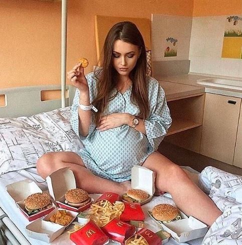Pregnancy cravings are crazyy!! i dread them tbh! 1