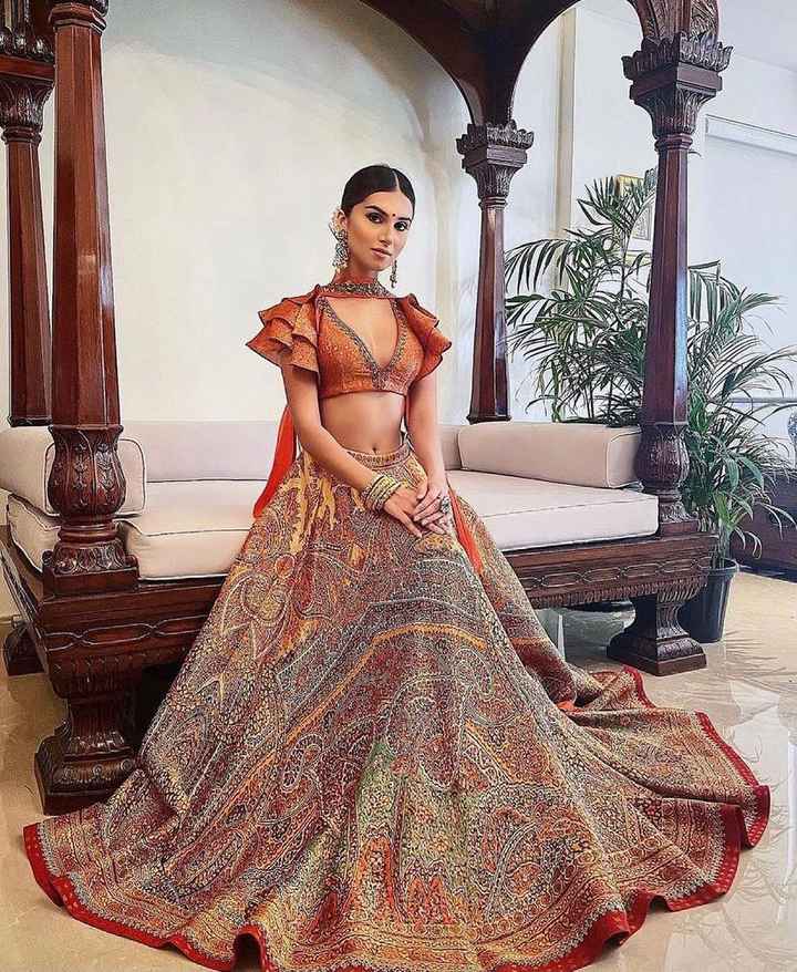 7 Beautiful Latest Lehenga Designs for Fashionable Women