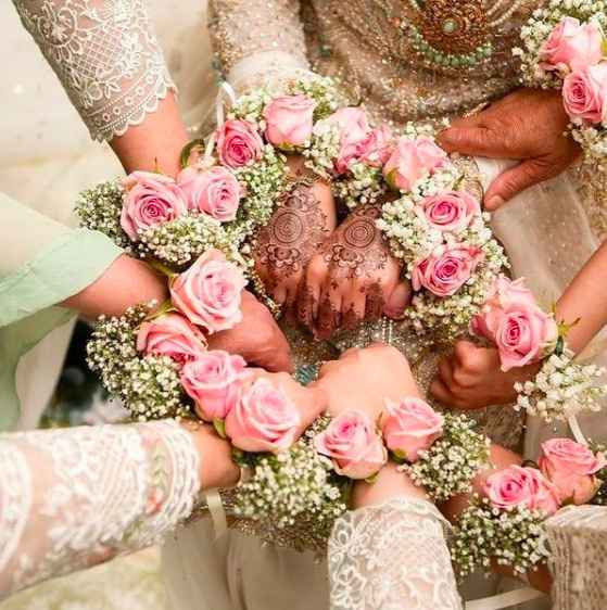 This Haathphool looks so pretty! - 1