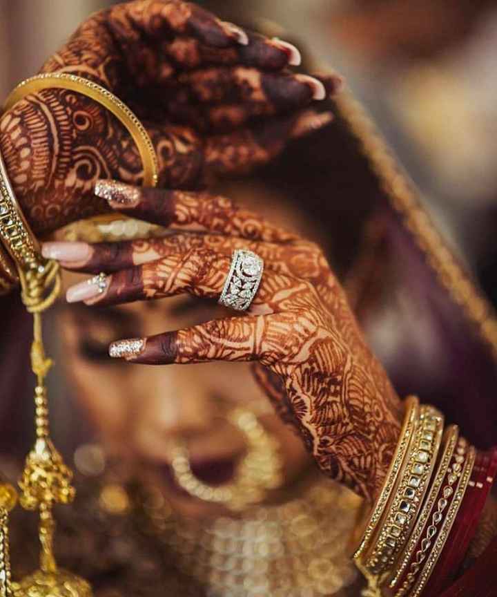 This wedding ring is i bet every girl's dream proposal ring. - 1